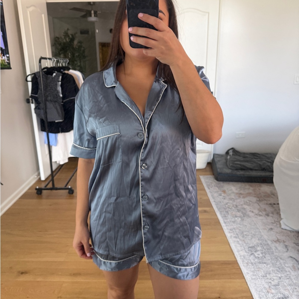 Blue Gray Short Satin Pajama Set Womens Medium